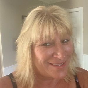 Meet your Posher, Peggy